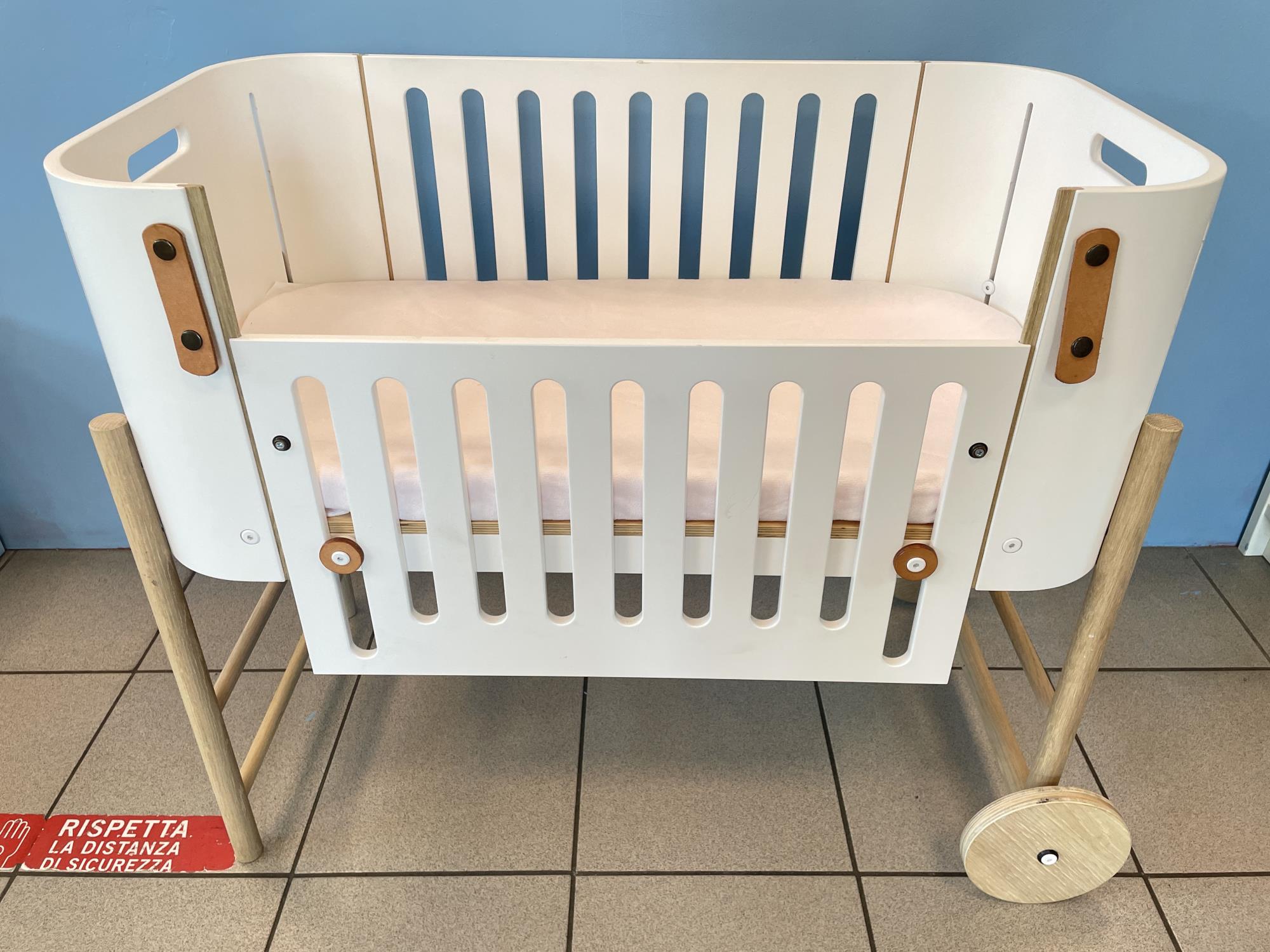 bella culla in legno anche next to me da affiancare al lettone oliver forniture - con materasso inc