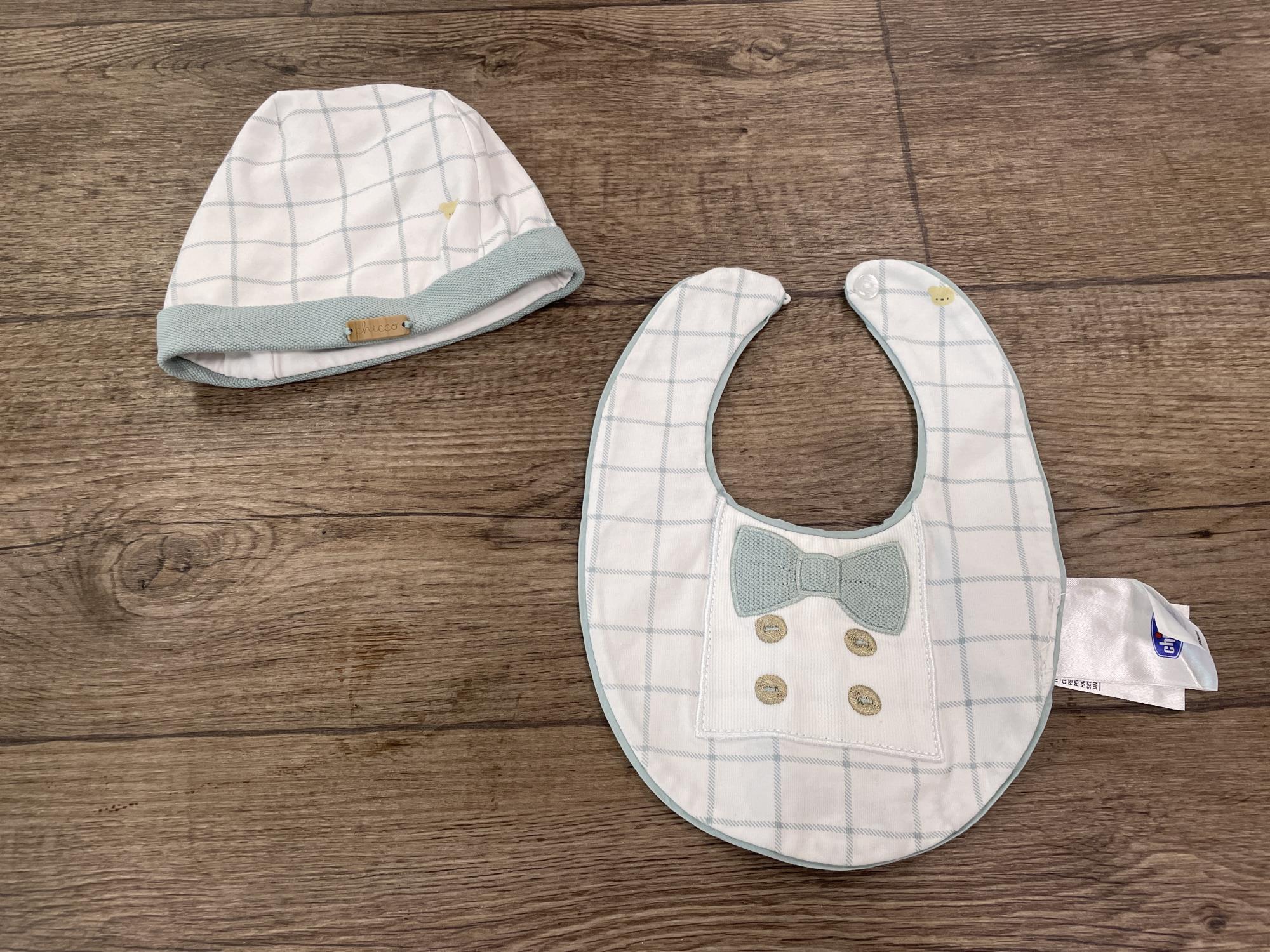 cappello e bavaglia nascita chicco 0-3 mesi bimbo