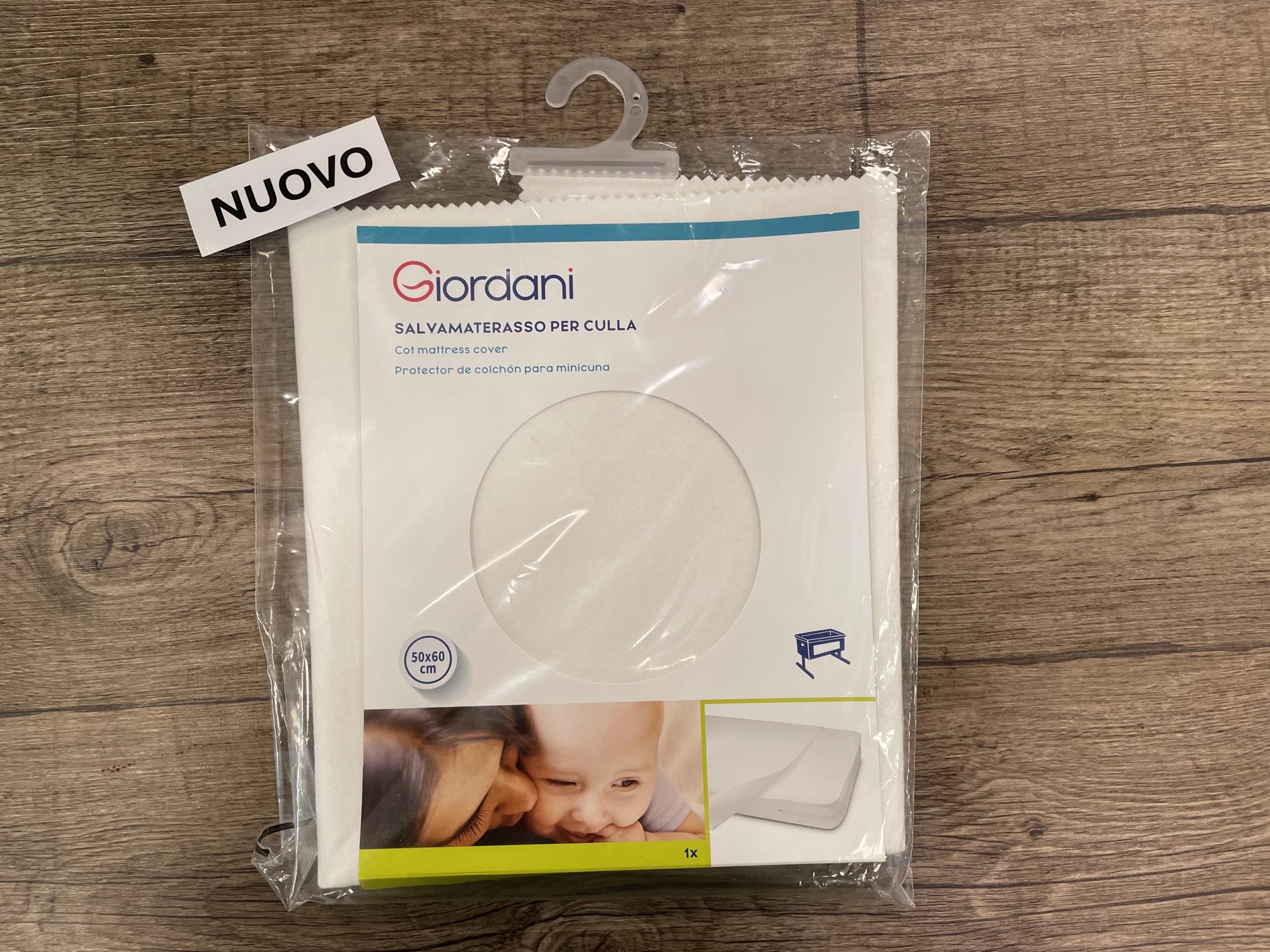 cerata nuova salva materasso culla next to me o simile