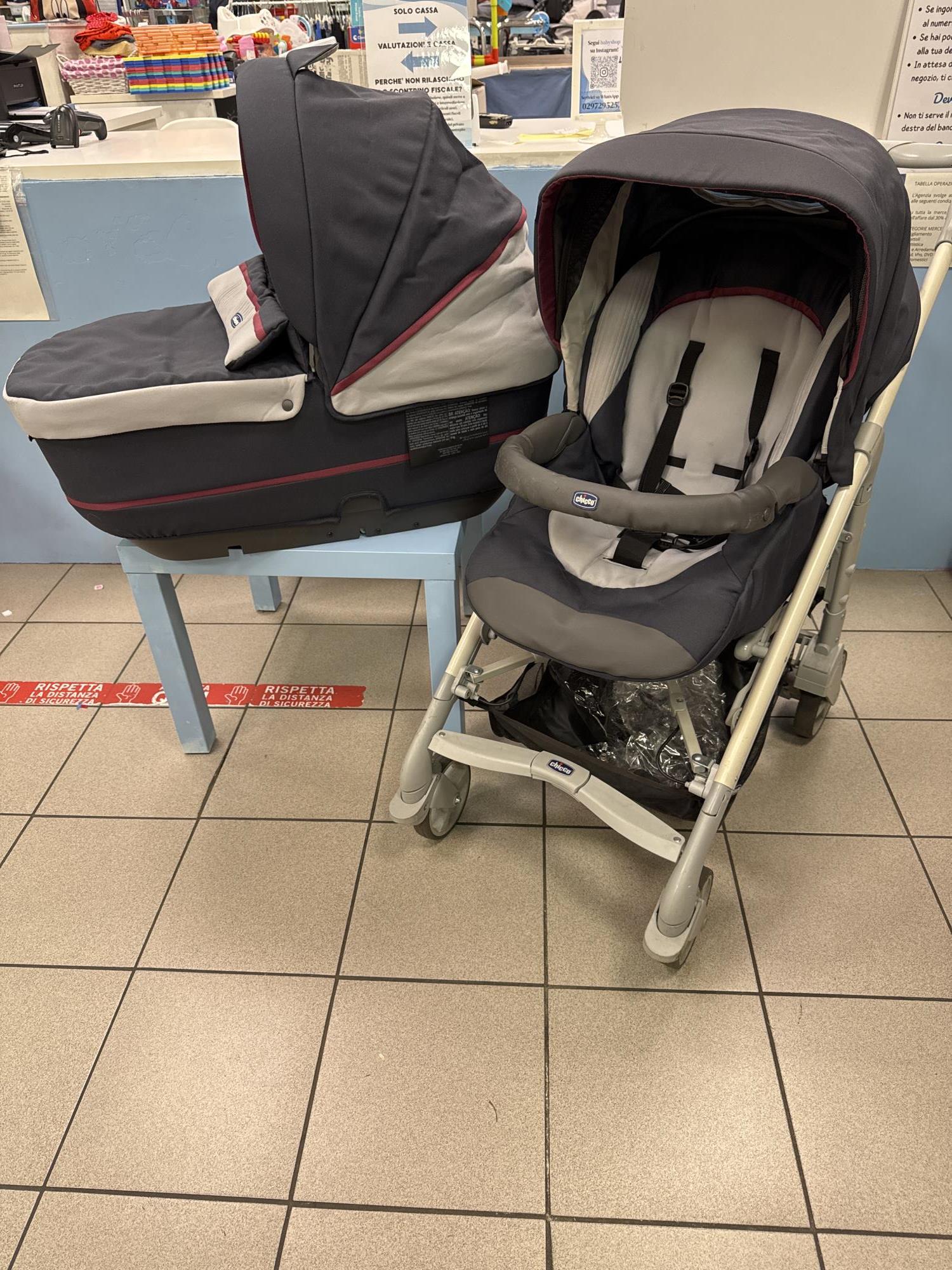 duo utilizzabile come trio chicco love + parapioggia