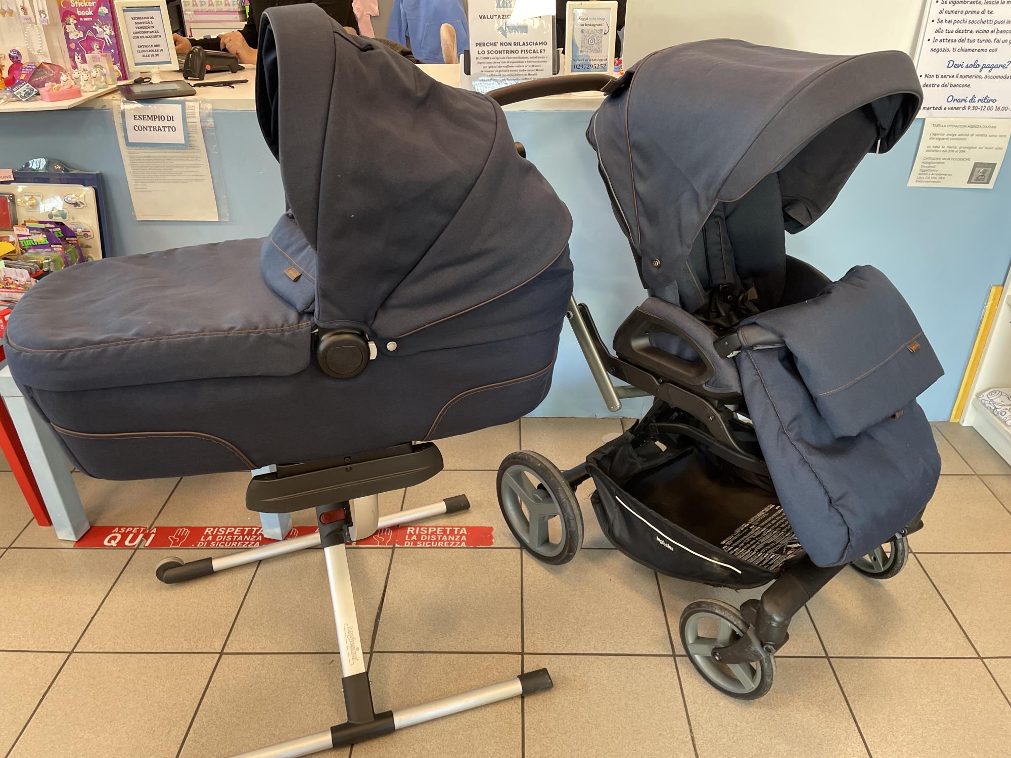 duo utilizzabile come trio inglesina quad con standup, coprigambe, seduta fronte genitore/strada