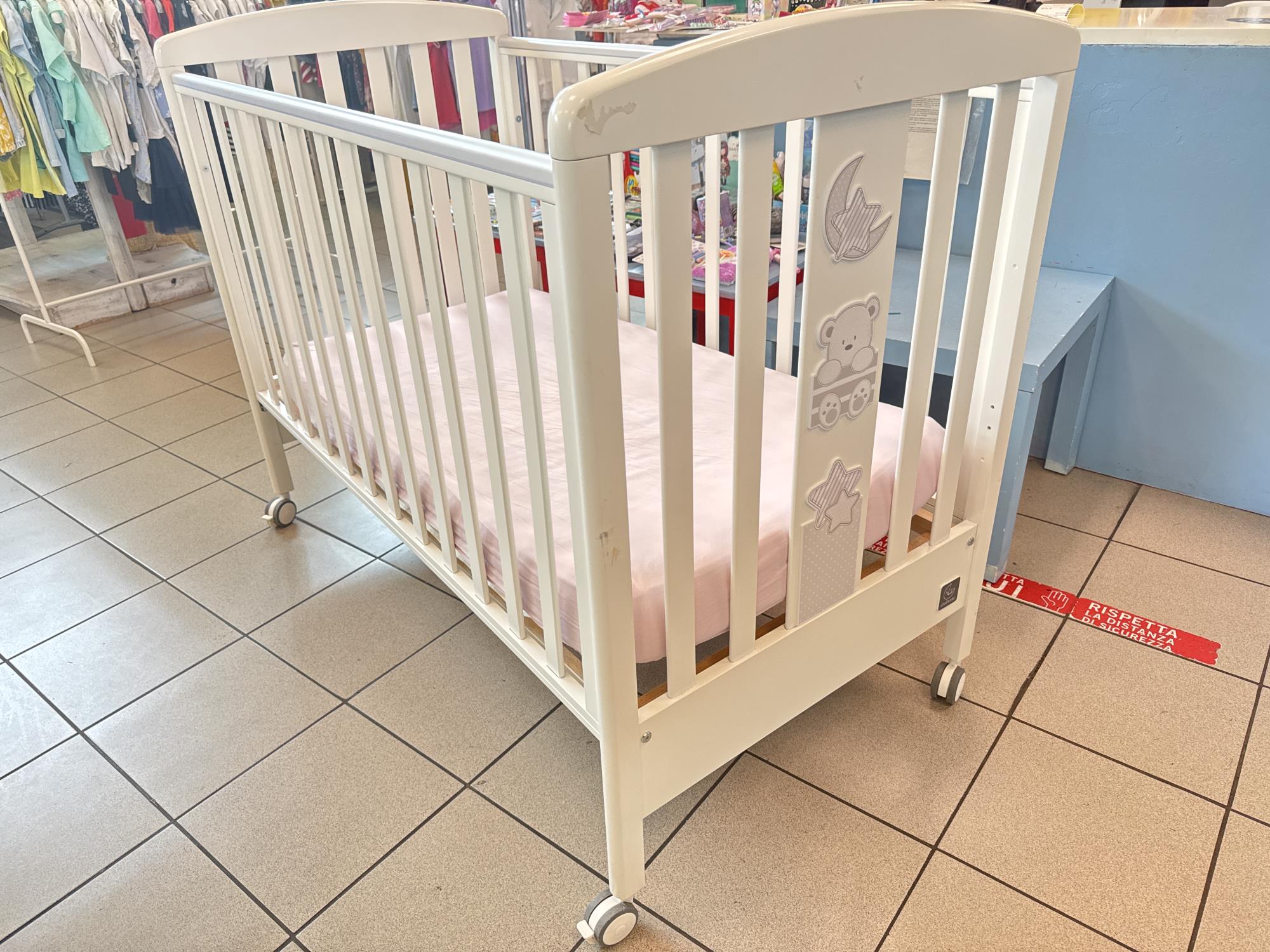 lettino sbarre italbaby con materasso sponda regolabile e ruote