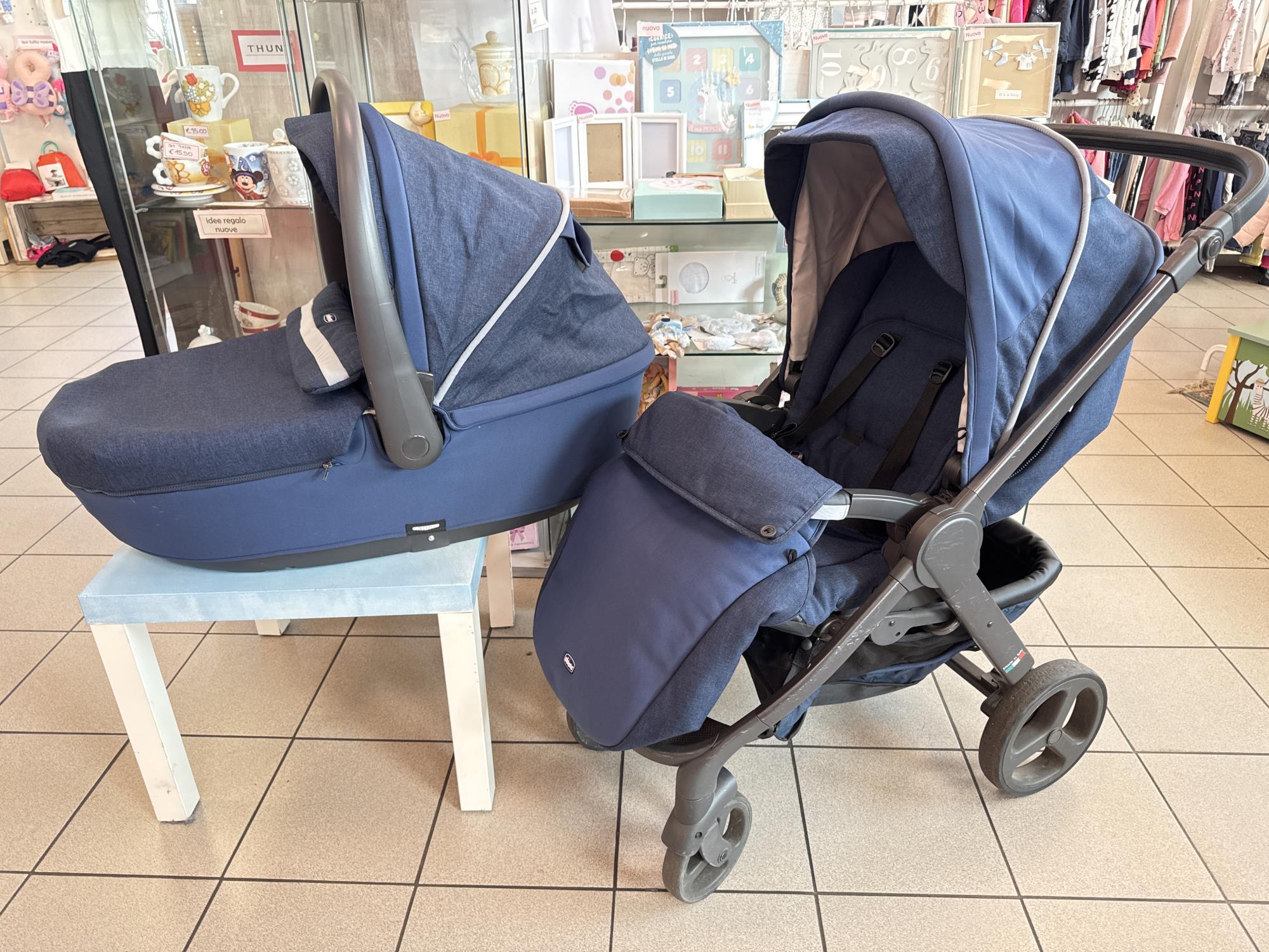 passeggino e carrozzina duo utilizzabile come trio chicco style & go