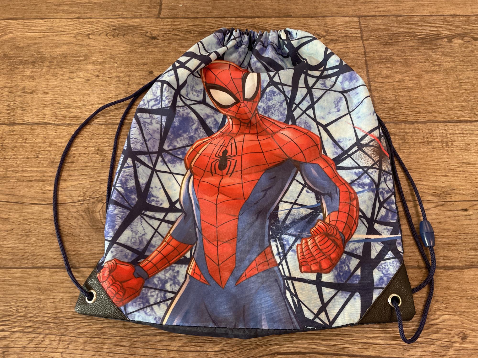 sacca sport o asilo spiderman bimbo