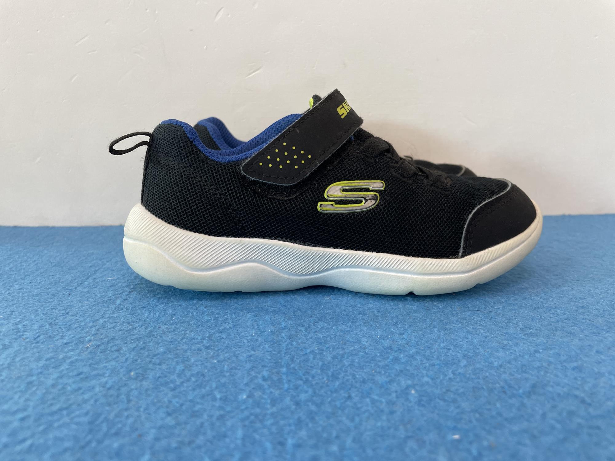 scarpe n 26 skechers bimbo leggere