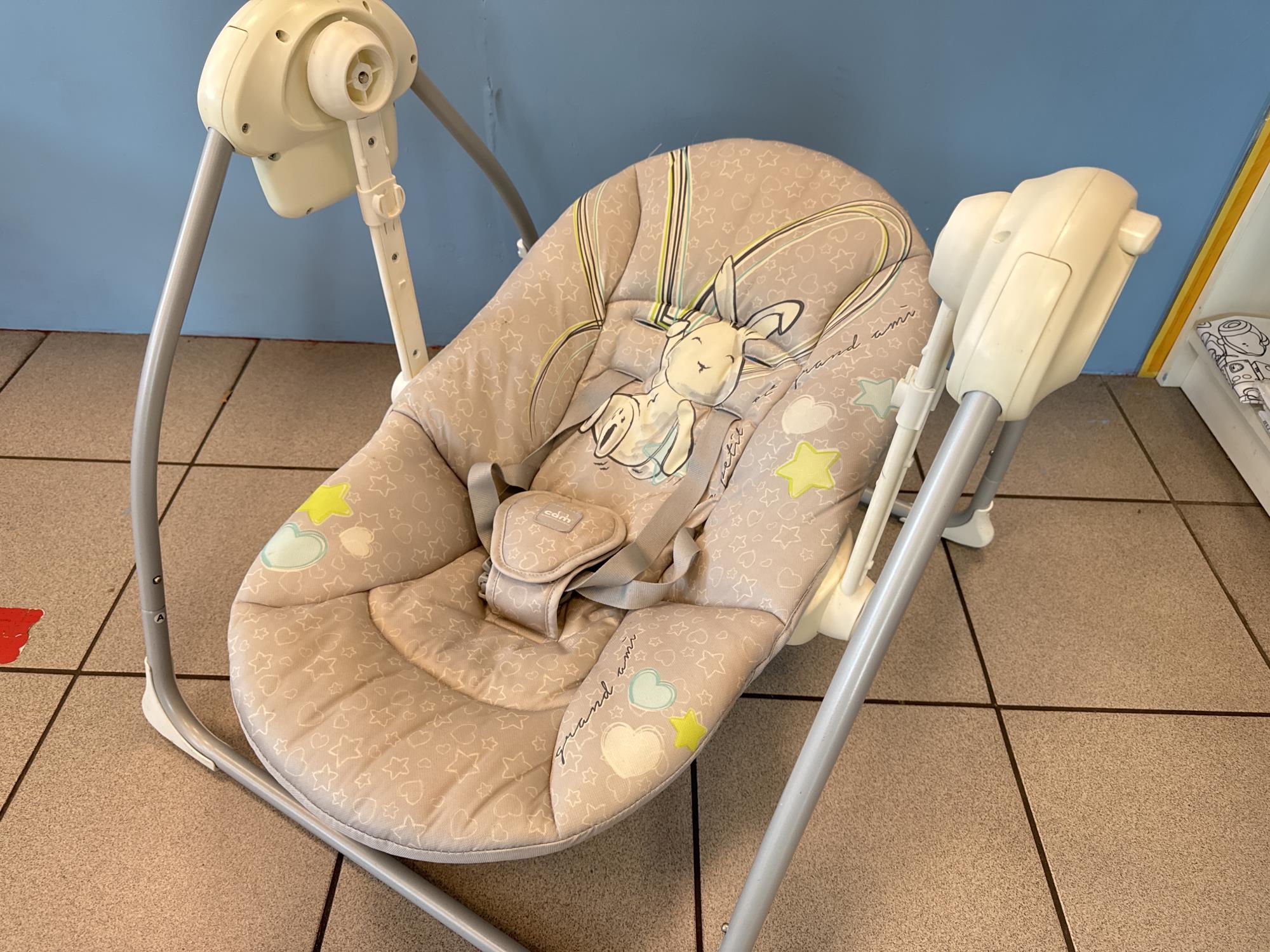 sdraietta dondolo cam musicale